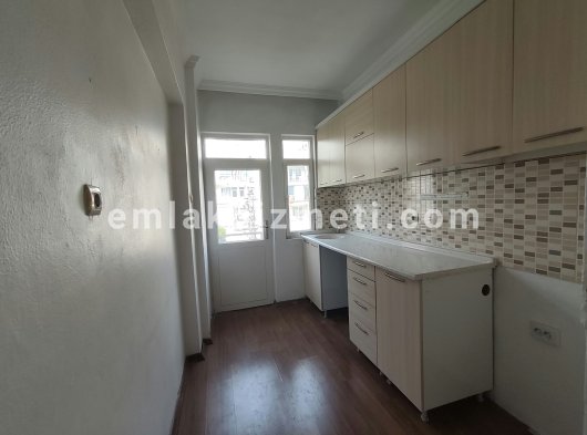 Antalya Kepez Yeşiltepe Mah.3+1 Arakat Kiralık Daire