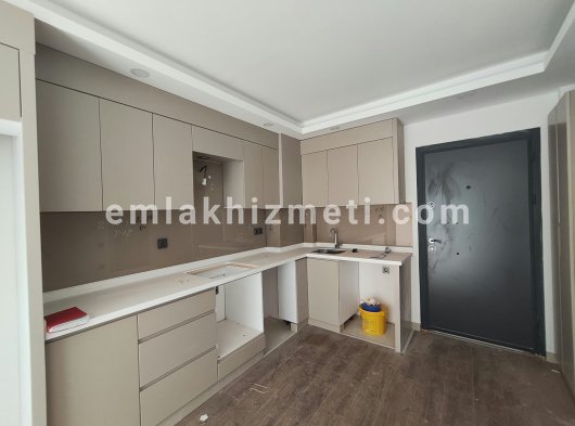 ANTALYA GÖKSU KEPEZ ULTRA LÜKS SİTEDE KATTA 1+1 KİRALIK DAİRE